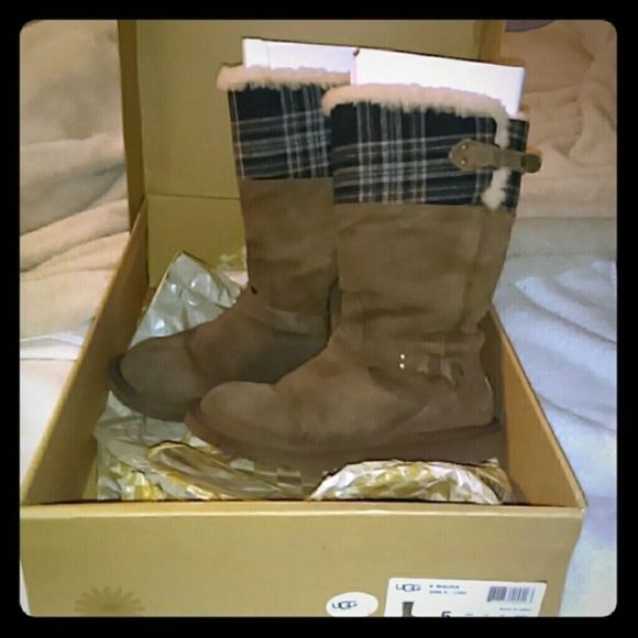Ugg Boots Maura Style‎ Twinface Sheepskin Size 5 - Picture 1 of 4